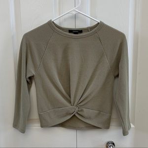 NWOT. 3/4 sleeve sage green knotted shirt